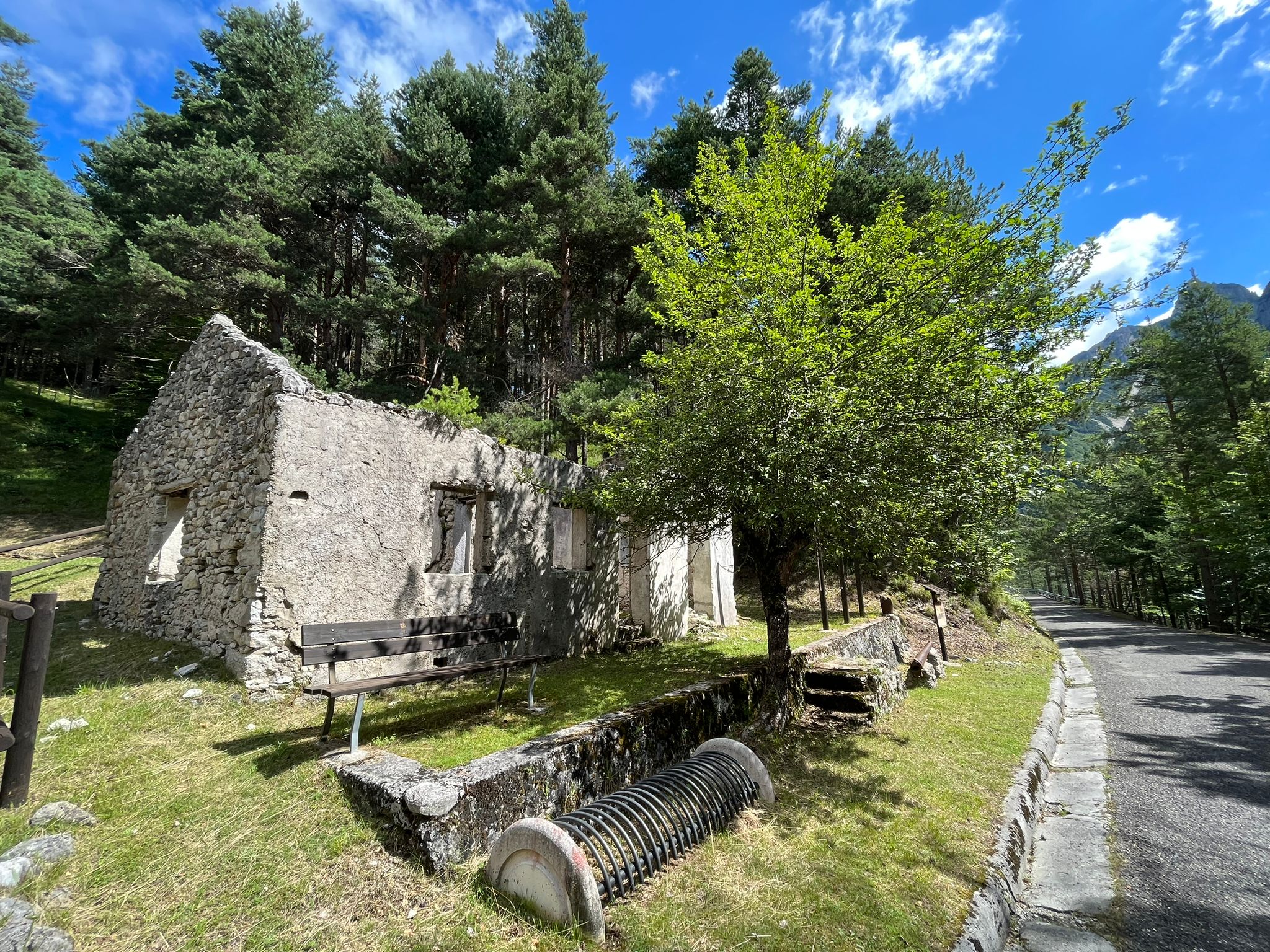 Linea dei Plans - Manufatto all'accesso