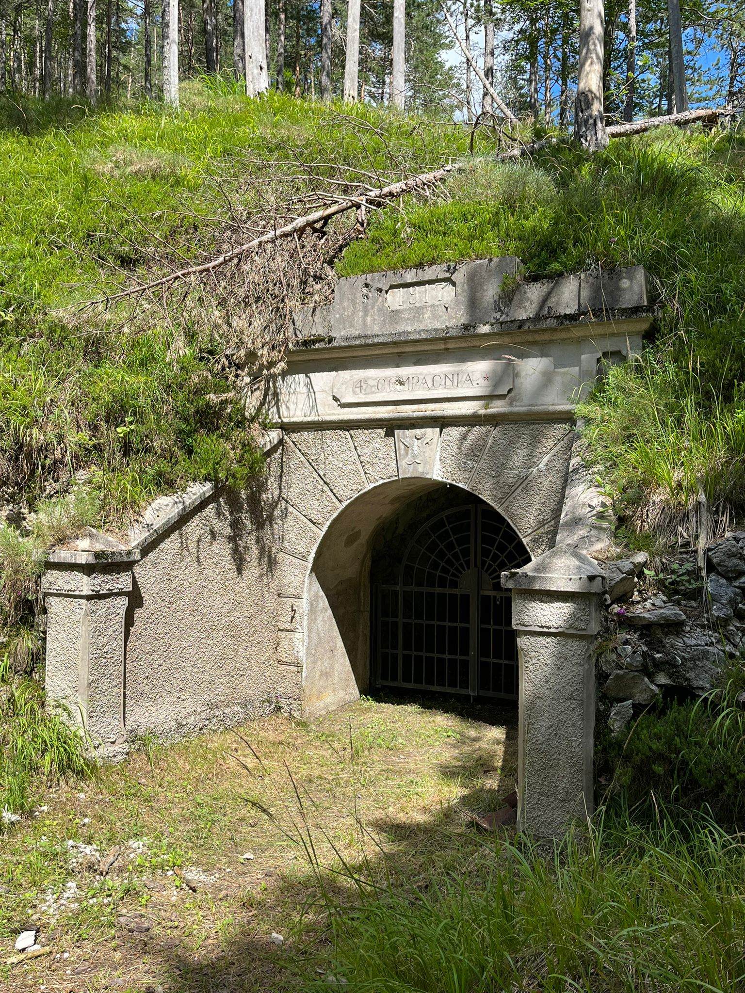 Linea dei Plans - Imbocco galleria 4 Compagnia